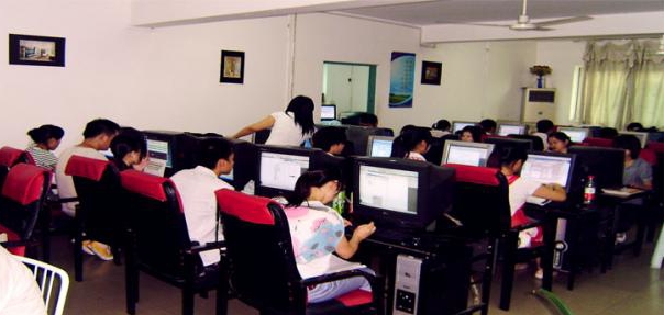 重庆科讯计算机学校